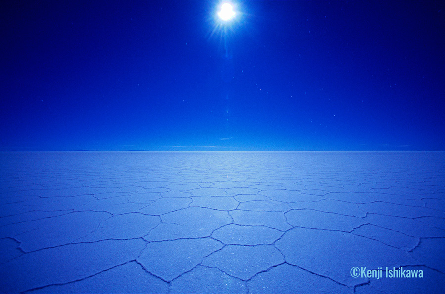 [image]「塩の大地」 ボリビア / ウユニ塩湖 / 2009年