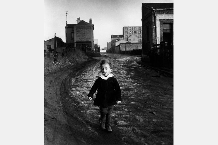 [image]ロベール・ドアノー写真展　第一部「パリ郊外　～城壁の外側～」