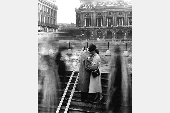 [image]Robert Doisneau Photo Exhibition Part 2. Origins of “Three Seconds of Eternity”