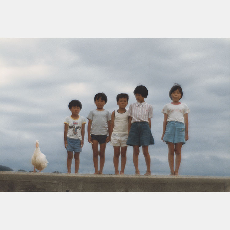 [image]“Photos from Shiroi Kaze, Taken with a Vest Pocket Camera”, Photos by Shoji Ueda