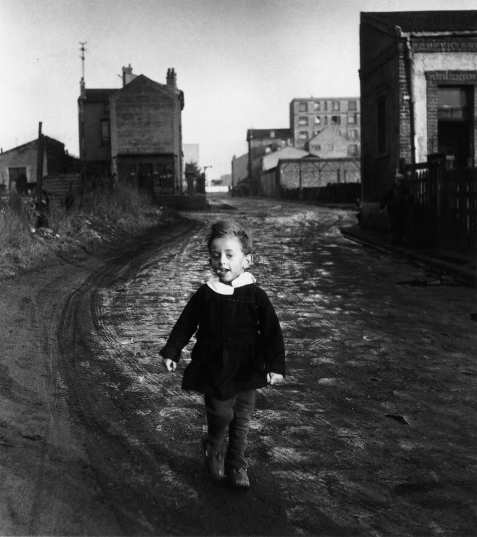 [image]Robert Doisneau Photo Exhibition Part 1. The Suburbs of Paris: Beyond the City Walls