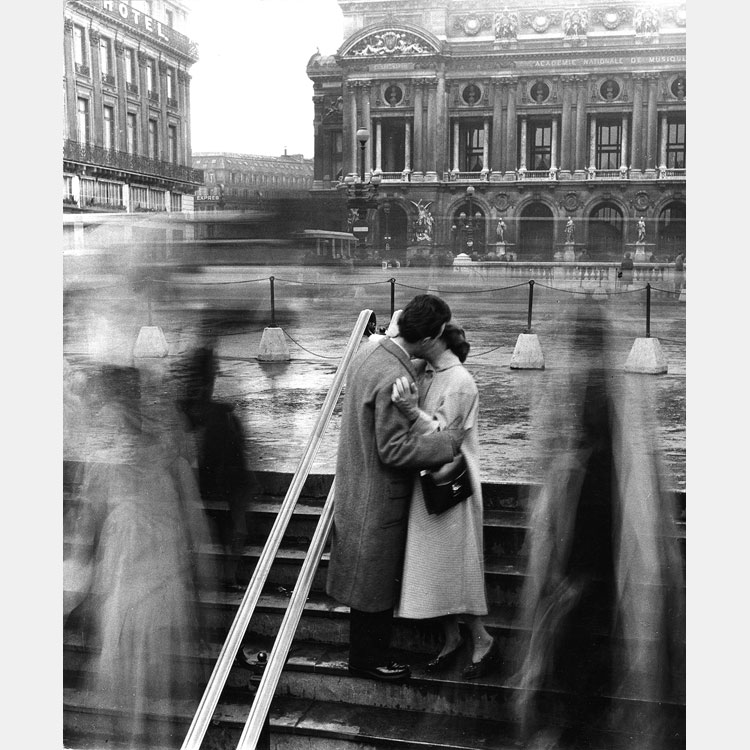 [image]Robert Doisneau Photo Exhibition Part 2. Origins of “Three Seconds of Eternity”