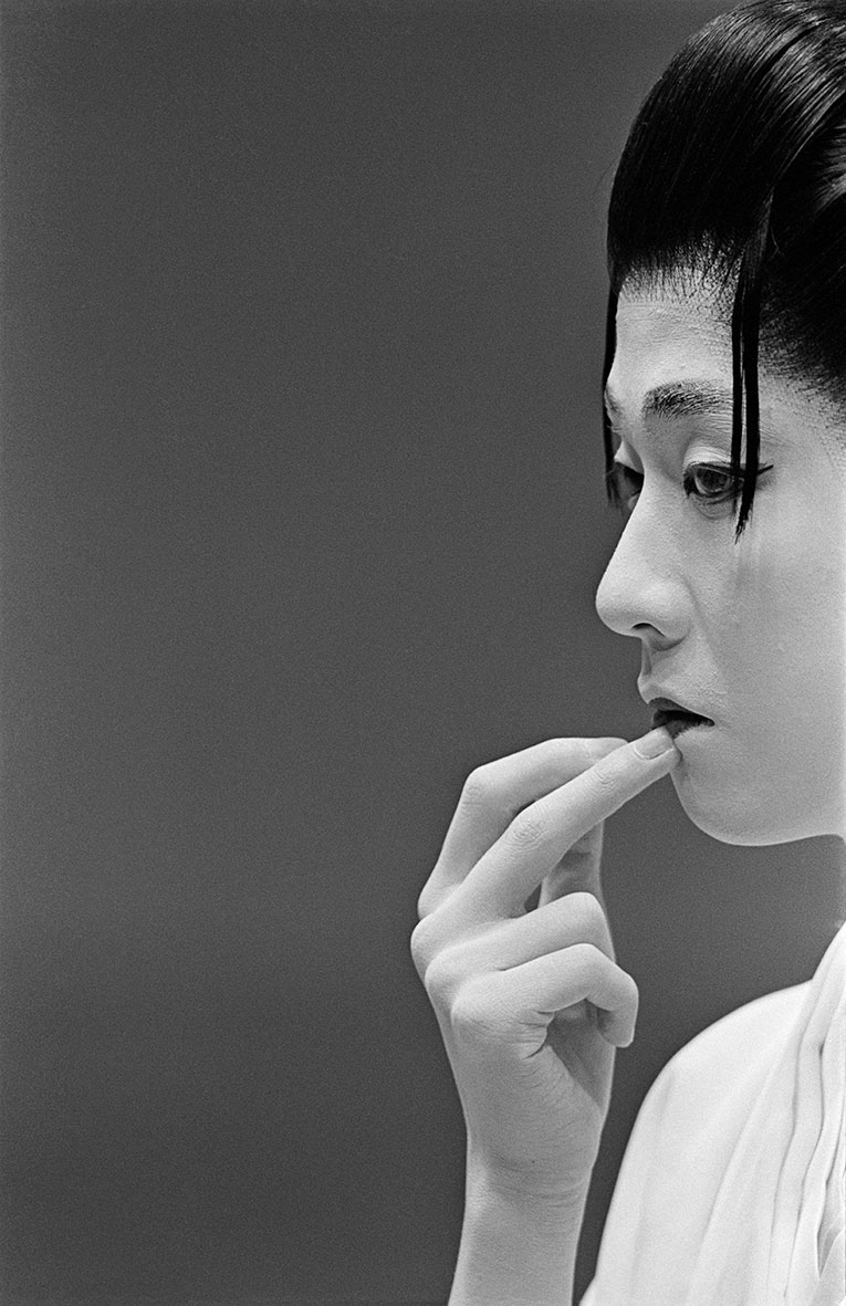 [image]Hiroh Kikai Photo Exhibition: Persona – Tamasaburo Bando