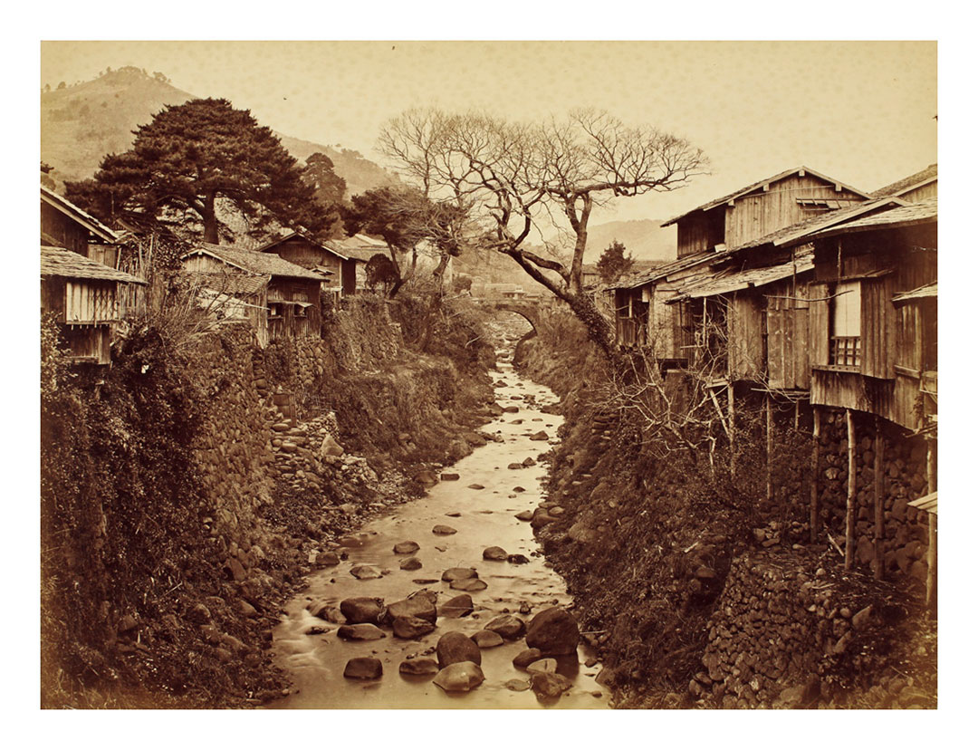 [image]How Japan Became a Photography Powerhouse: The Beginnings