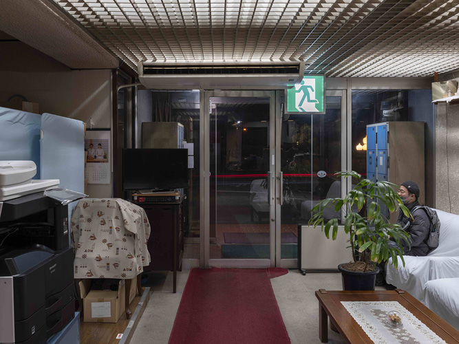 [image]付 超 「路傍のタニシ」