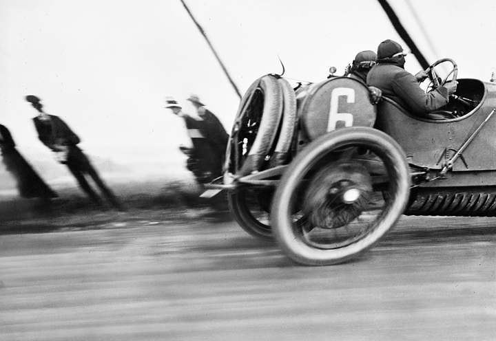 [image]ドラージュ車、A.C.Fグランプリ ル・トレポー 1912年6月26日 Photographie Jacques Henri Lartigue