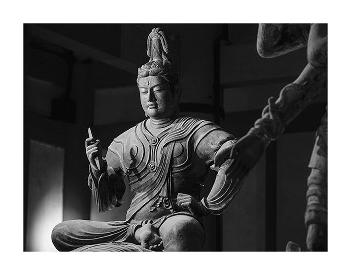 [image]帝釈天半跏像　東寺 ©Yoshihiro Tatsuki